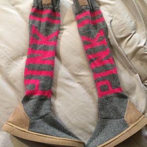 Vs pink mukluks VERY RARE